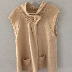 Cream swing acrylic vest